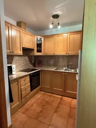 Cocina equipada del apartamento El Encanto de Benasque