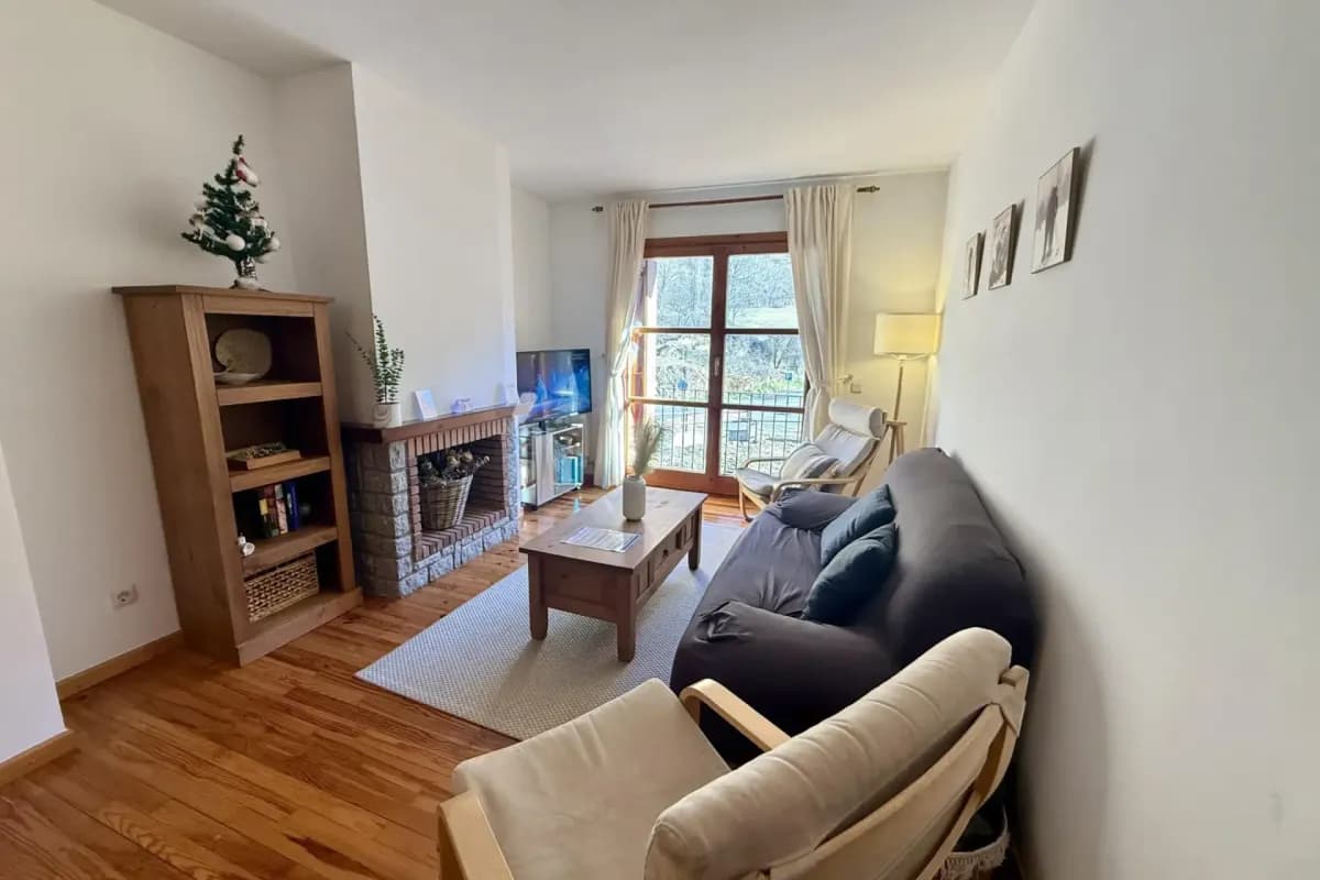 Vacaciones en apartamento en Benasque vs hotel: por qué un apartamento es mejor opción Vacaciones en apartamento en Benasque vs hotel: por qué un apartamento es mejor opción